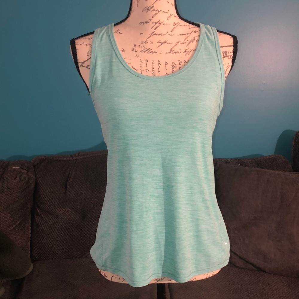 🎉4 for $20 Old Navy Workout Tank, Medium